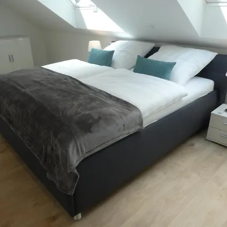 Ferienwohnung Heykens Golfhuus Eagle Wiesmoor Exterior foto